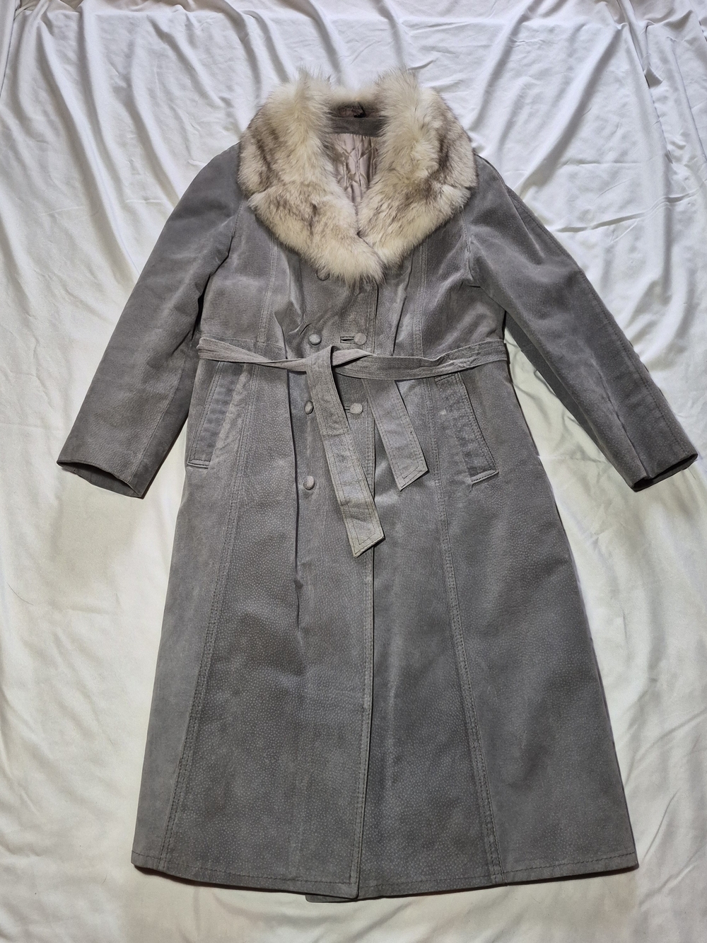 Vintage Women's Gray Synthetic Suede Long Coat with Fur Collar